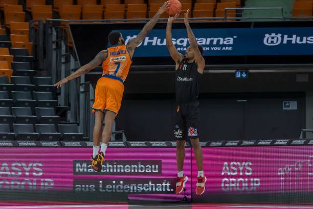 也让他们意 也让他们意