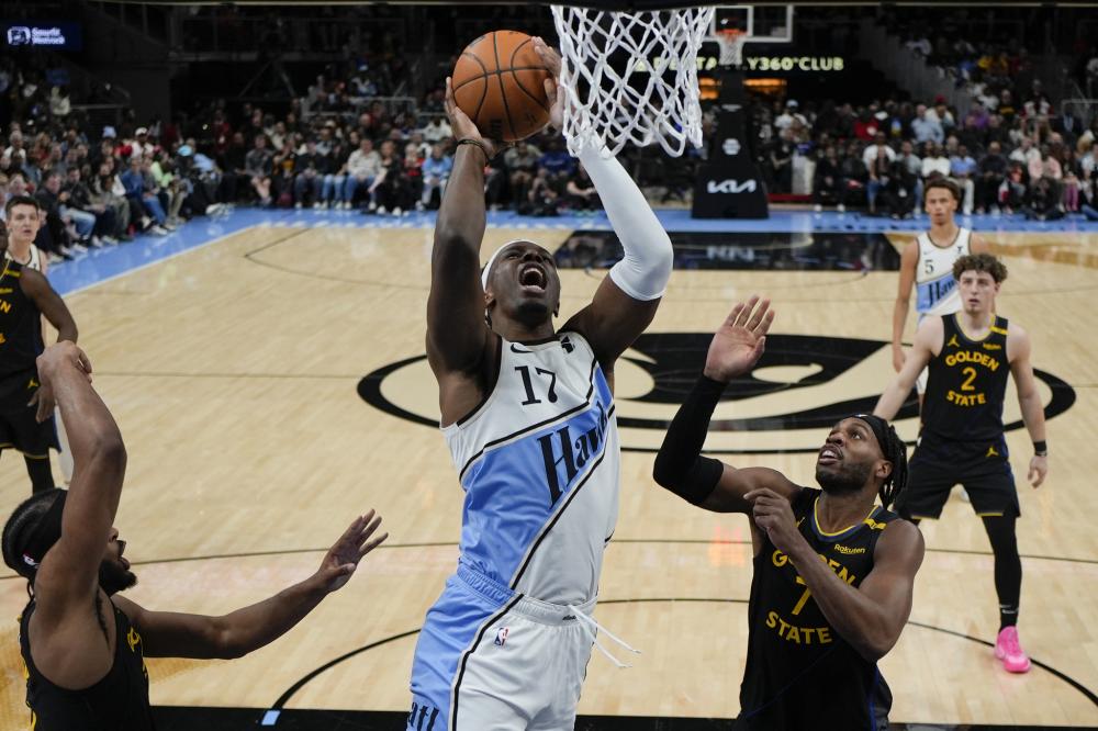 她凭借出色 她凭借出色