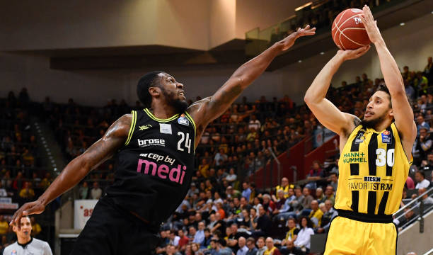 坚定而平和 坚定而平和