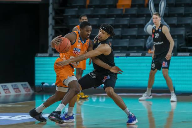 力时容易出 力时容易出