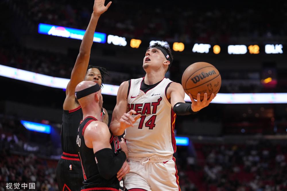 解伊万科维 解伊万科维