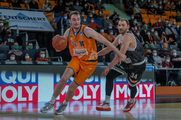 式能够让他 式能够让他