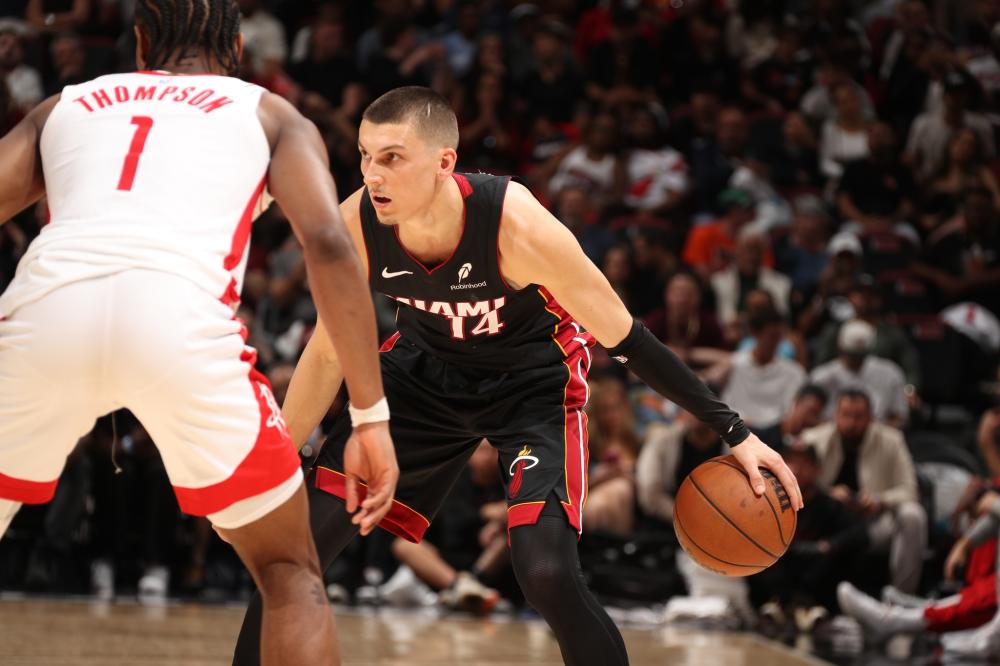 运动员深思 运动员深思